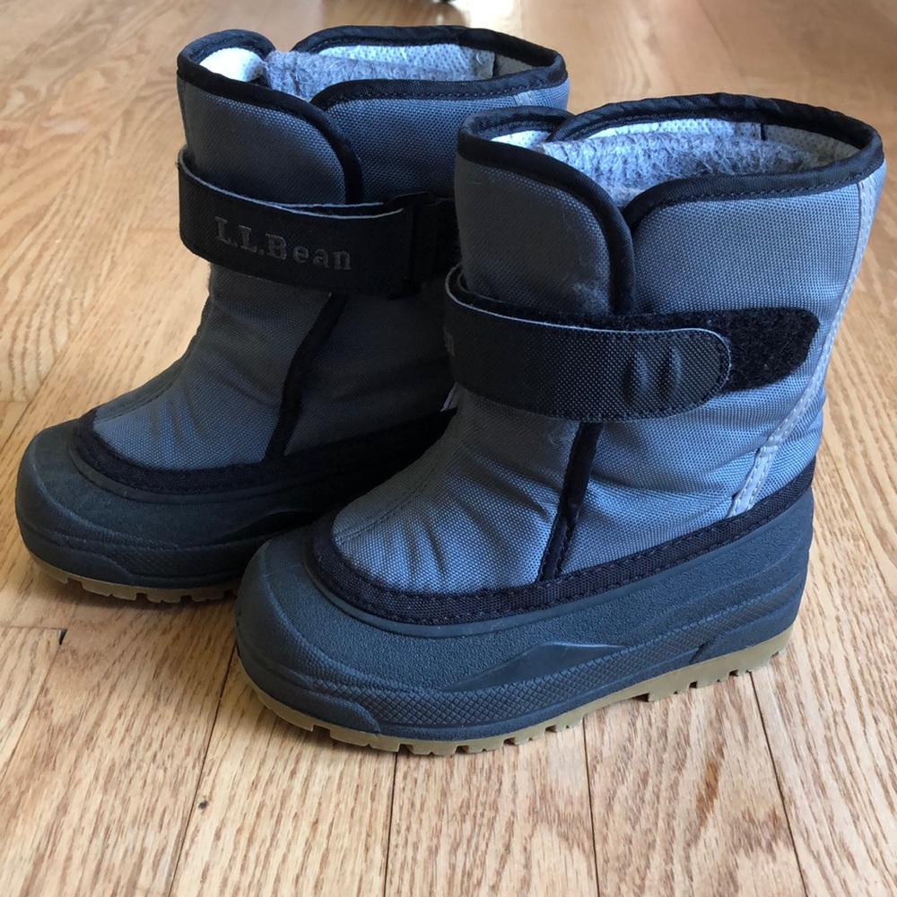 L.L.Bean kids boots. EUC